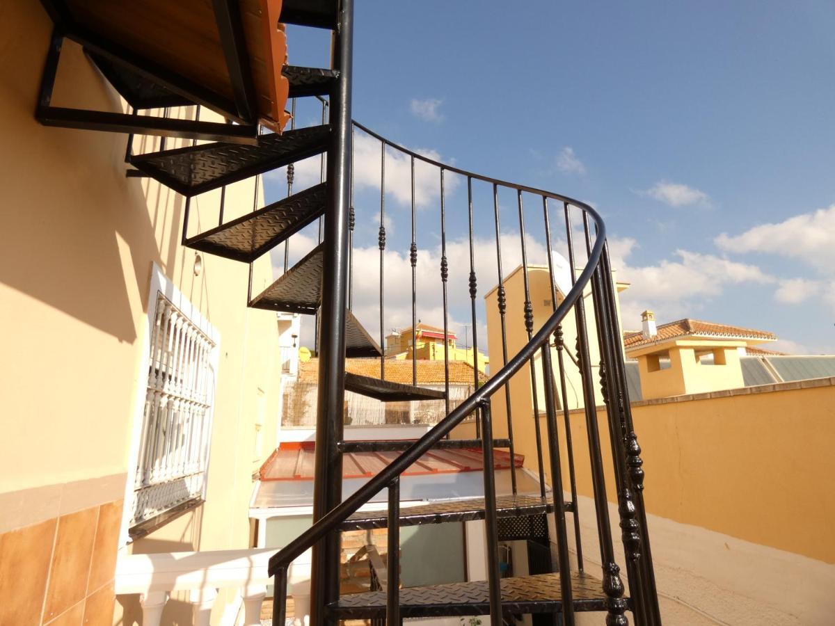 Top Floor Apartment Close To Beach Торре-де-Бенаґальбон Екстер'єр фото