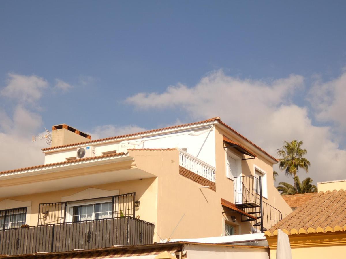 Top Floor Apartment Close To Beach Торре-де-Бенаґальбон Екстер'єр фото